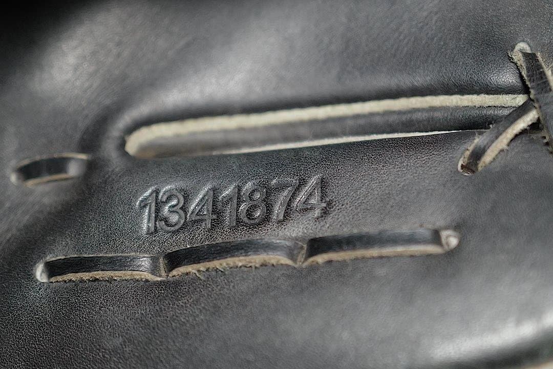 UnderArmourアンダーアーマー1341874 グローブ内野用限定品