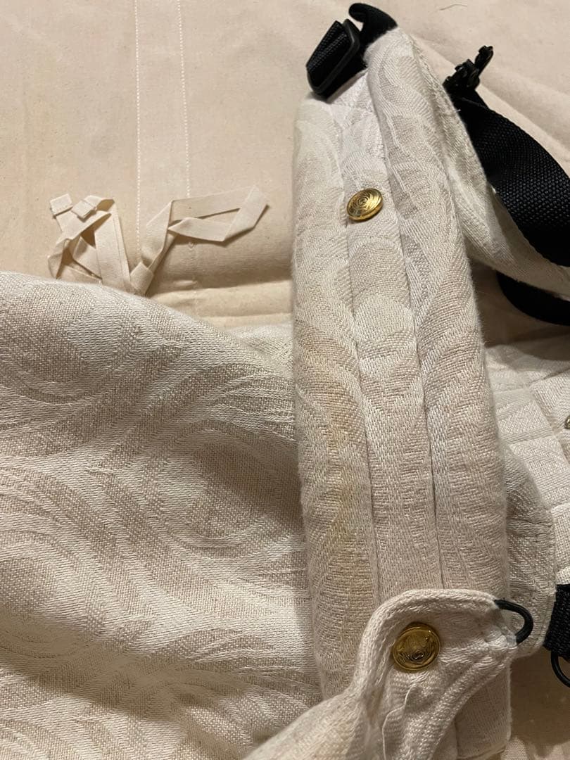 artipoppe 抱っこ紐　アーティポッペ　人気オーガニックリネン