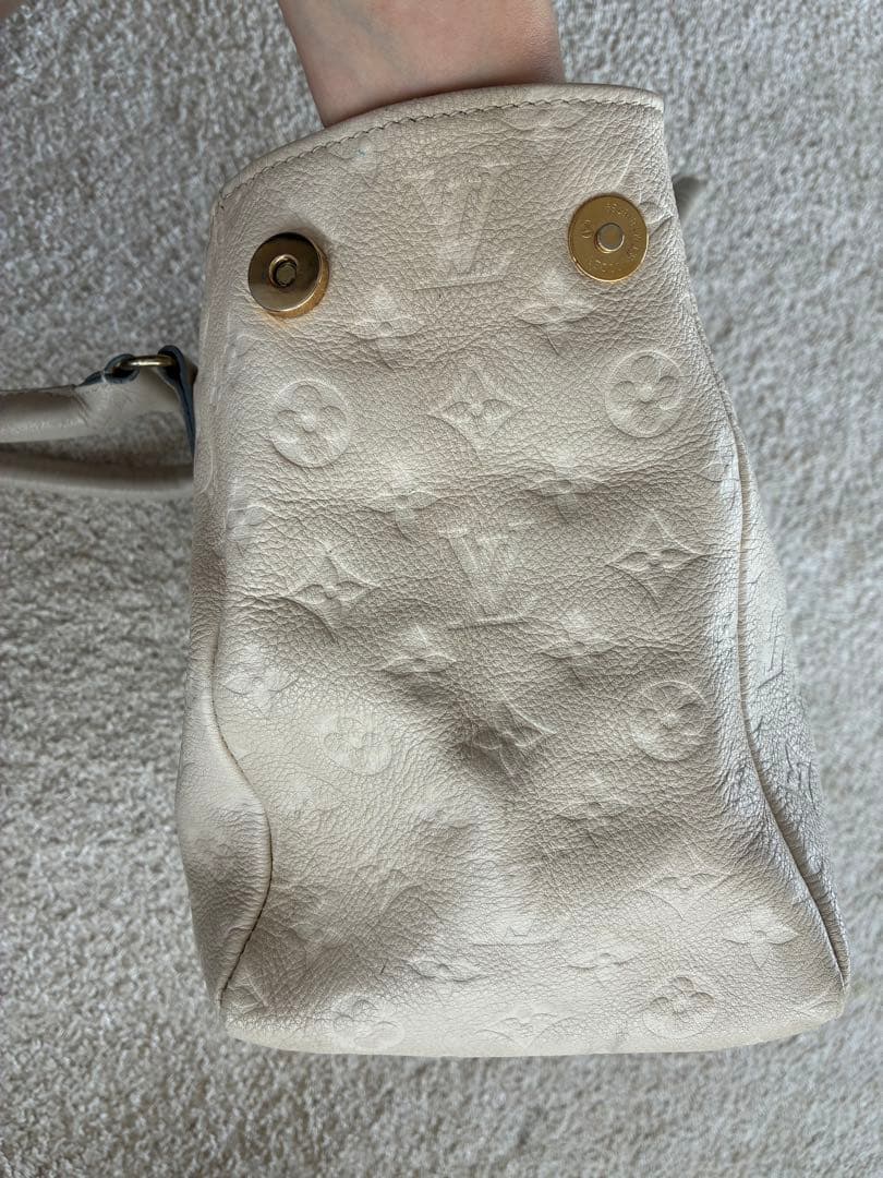 LOUIS VUITTON モノグラムアンプラント　レザーバッグ　オフホワイト♡