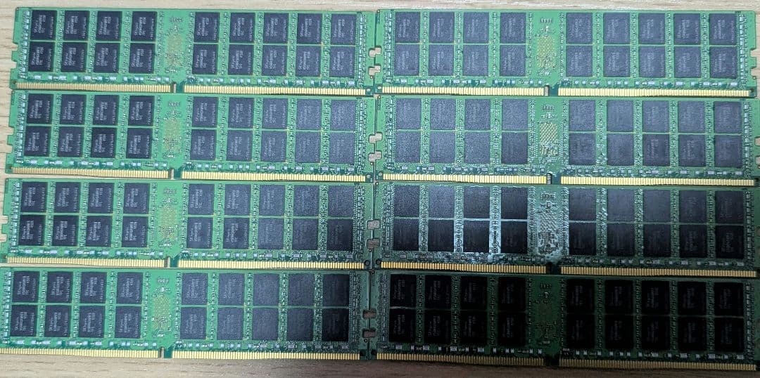 PC メモリ キングストン DDR4 2133 KVR21R15D4/16　8枚