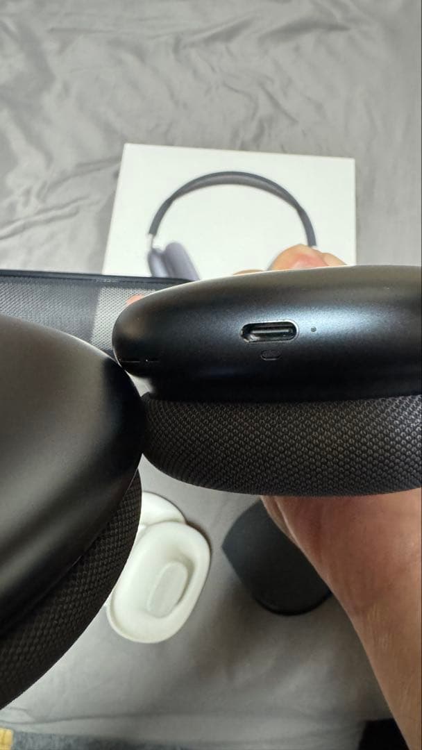 Apple AirPods Max【ほぼ未使用、お買い得】