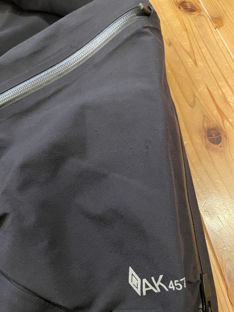 Burton AK457 GORE-TEX Pro ビブパンツ