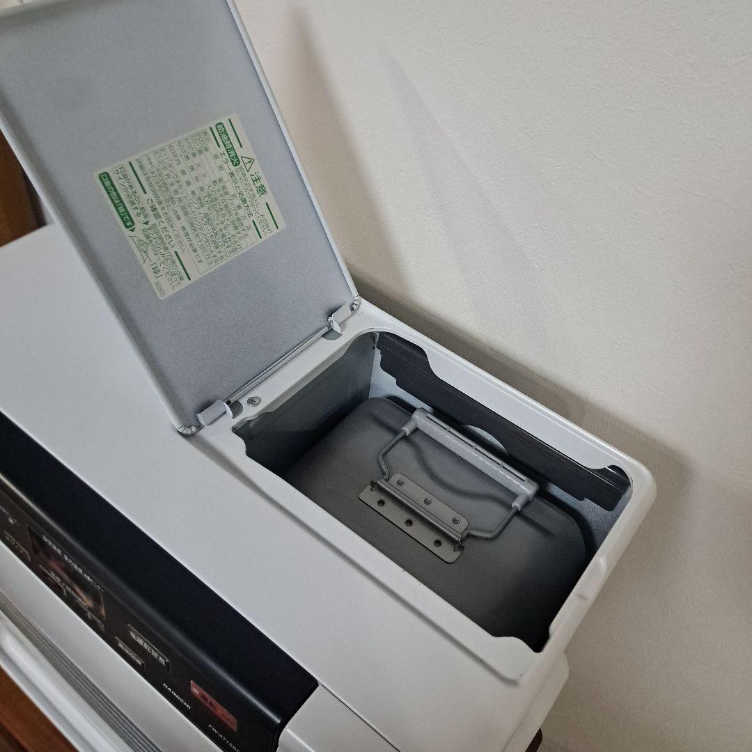 2015年製 ダイニチ　ファンヒーター　FW-4715SDX