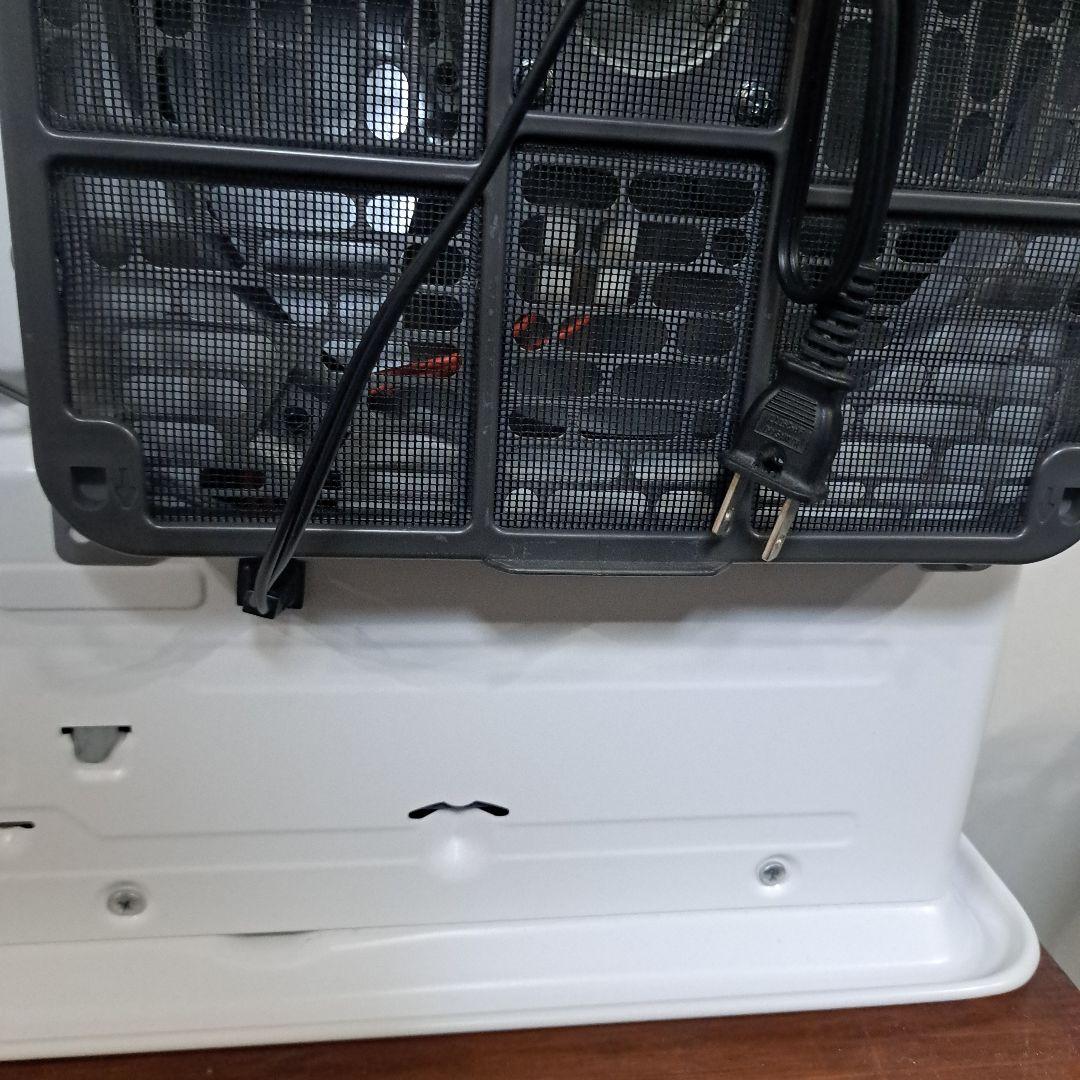 2015年製 ダイニチ　ファンヒーター　FW-4715SDX