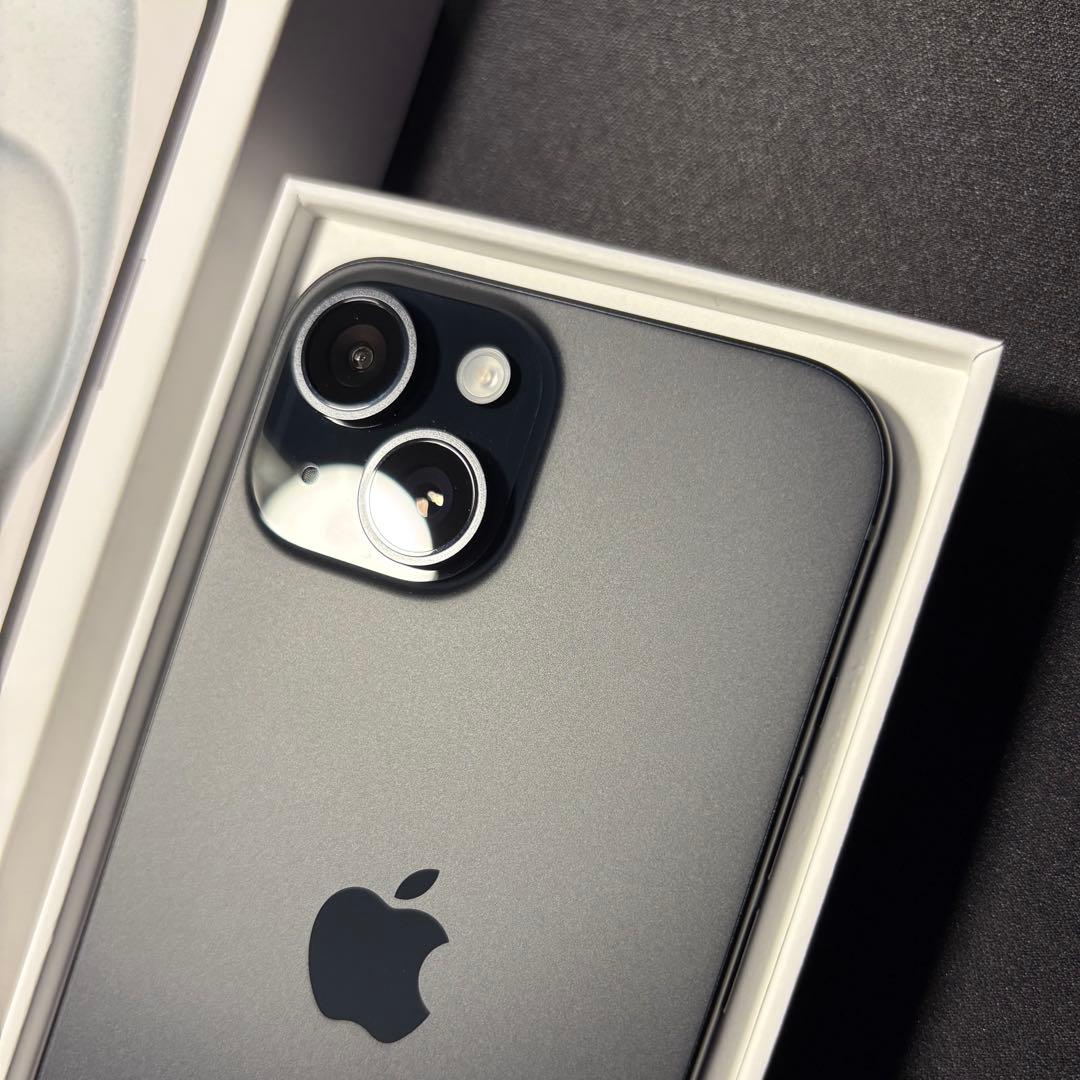 【新品未使用】Apple iPhone 15 128GB