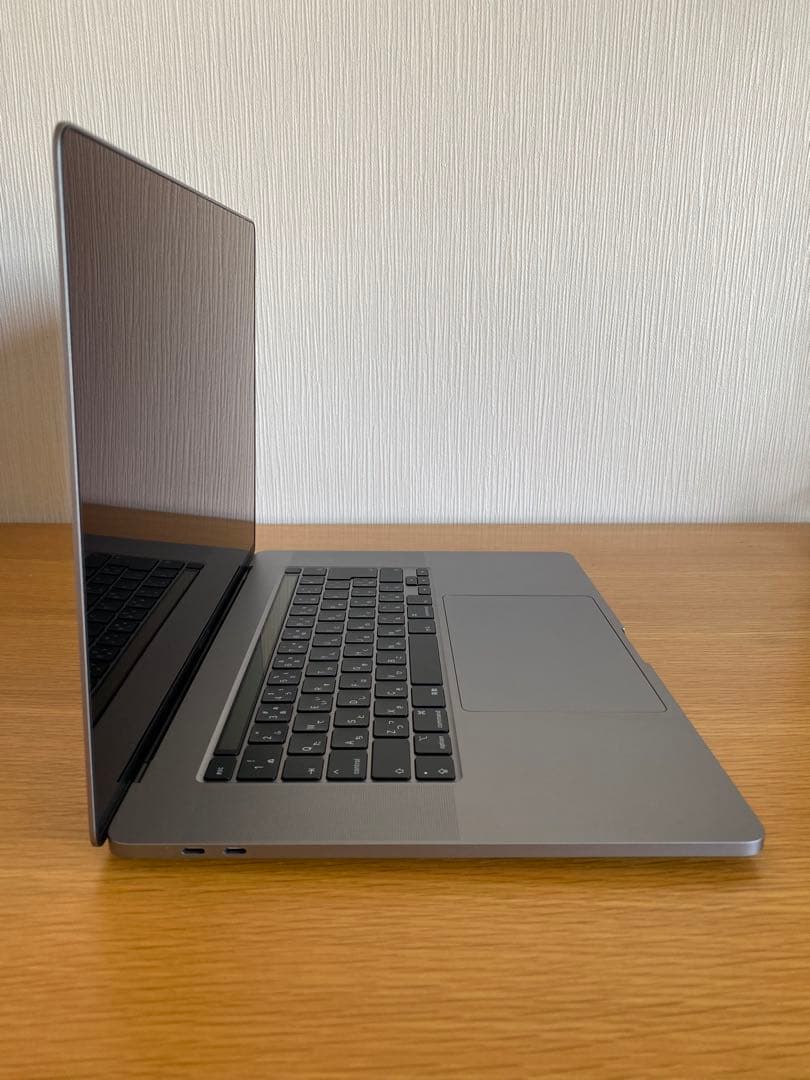 MacBook Pro 2019 美品　MacBook本体上位モデル
