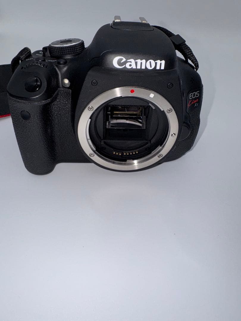 Canon EOS Kiss X5本体 18-55mmレンズ付き キャノン