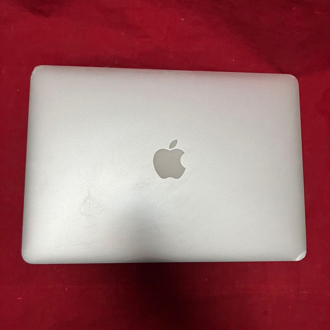 、2014MacBook Air 13inch i5 4GB 121GB