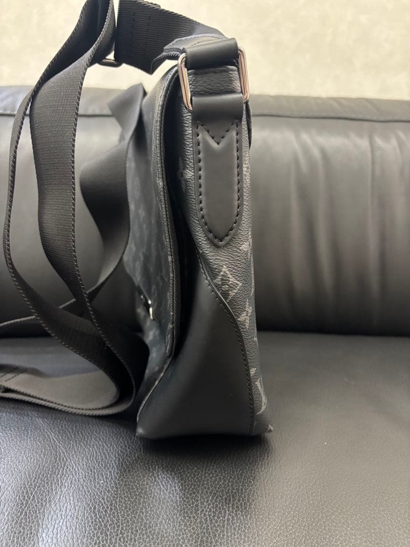 LOUIS VUITTON ルイヴィトン　メッセンジャー　モノグラム　黒
