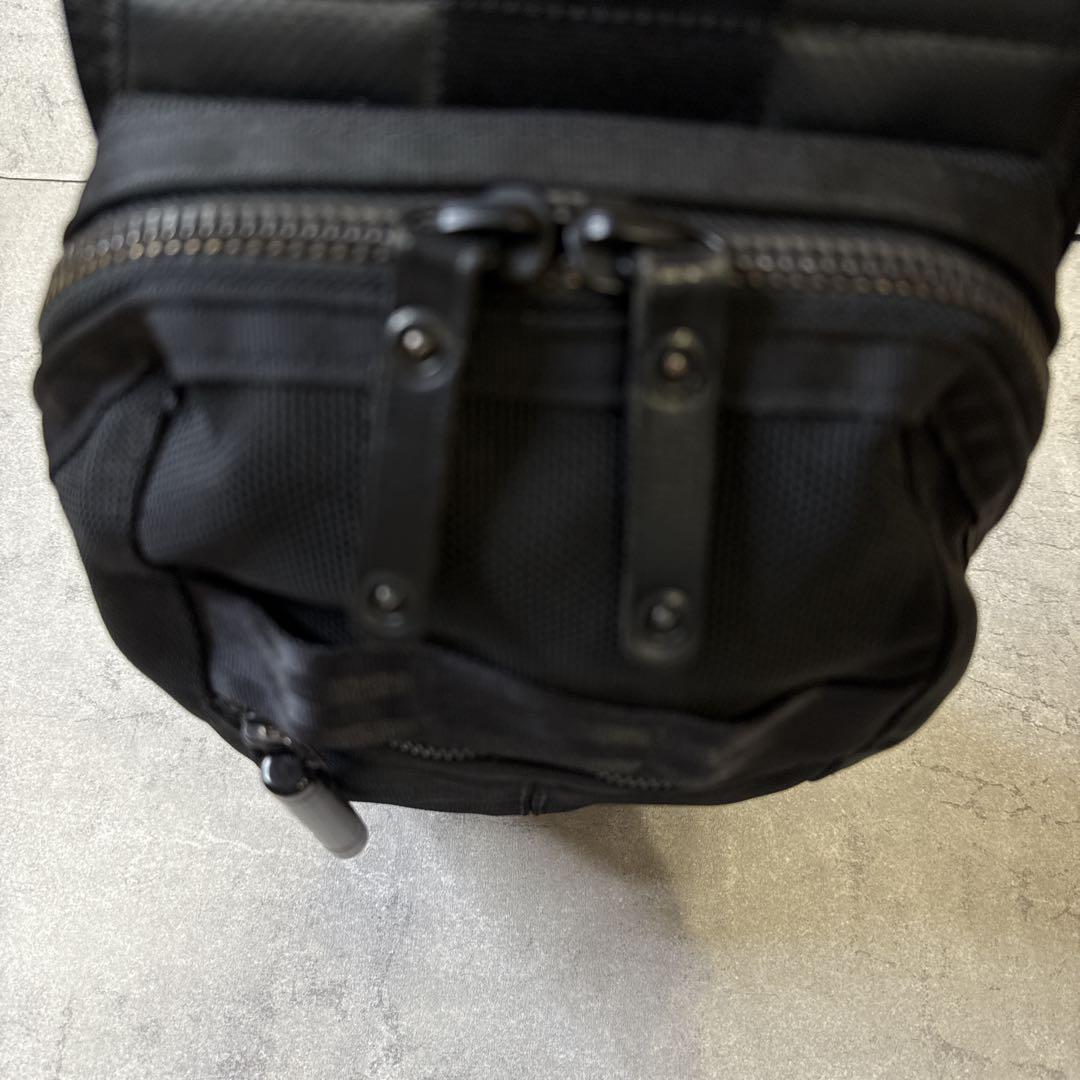 【美品】PORTER ポーター ヒート スリングバック ブラック ボディバック