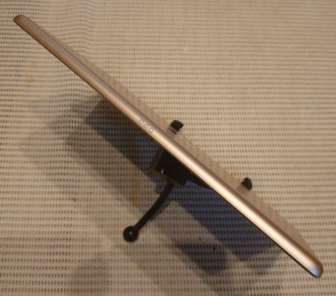 動作品iPad第7世代(A2197)本体32GB送料込ジャンク品HMF3P