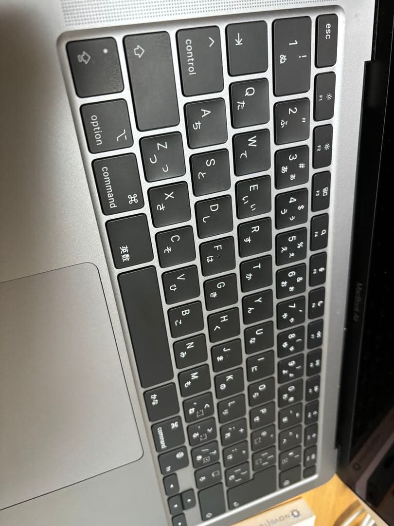 【極美品】Apple MacBook Air 本体 +付属品オマケ