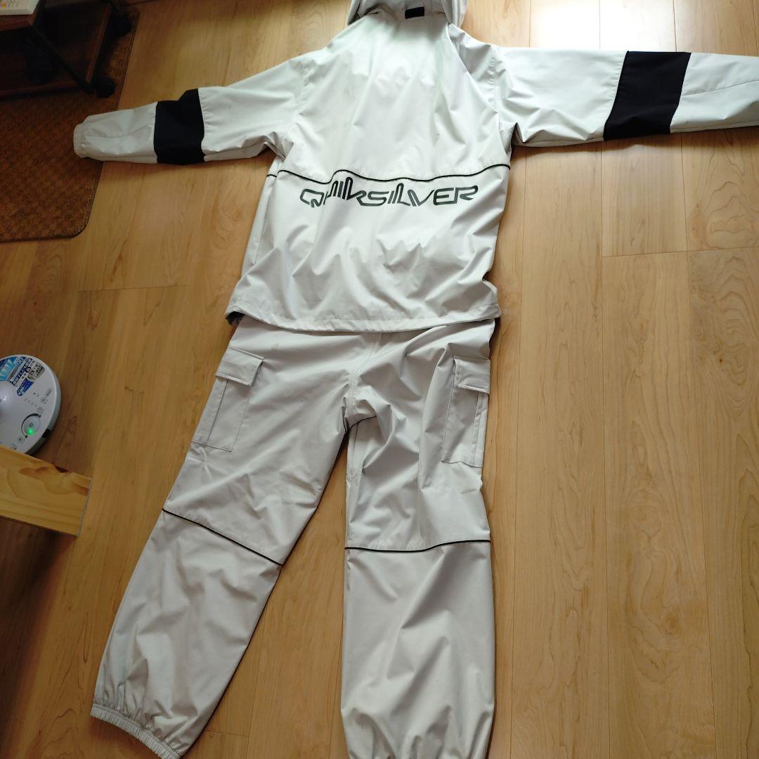 クイックシルバー　スノーボードウェア　Mサイズ　えんぺ
