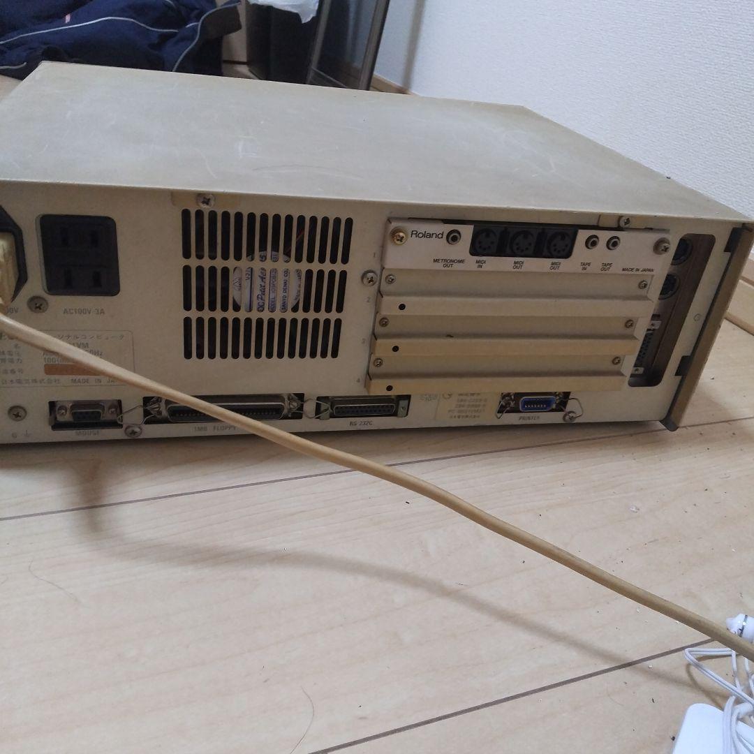 NEC PC-9801VM パーソナルコンピュータ。通電は確認しました。