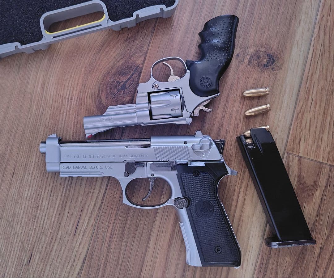 ミニチュアガン 2個セット M29 M92ベレッタ