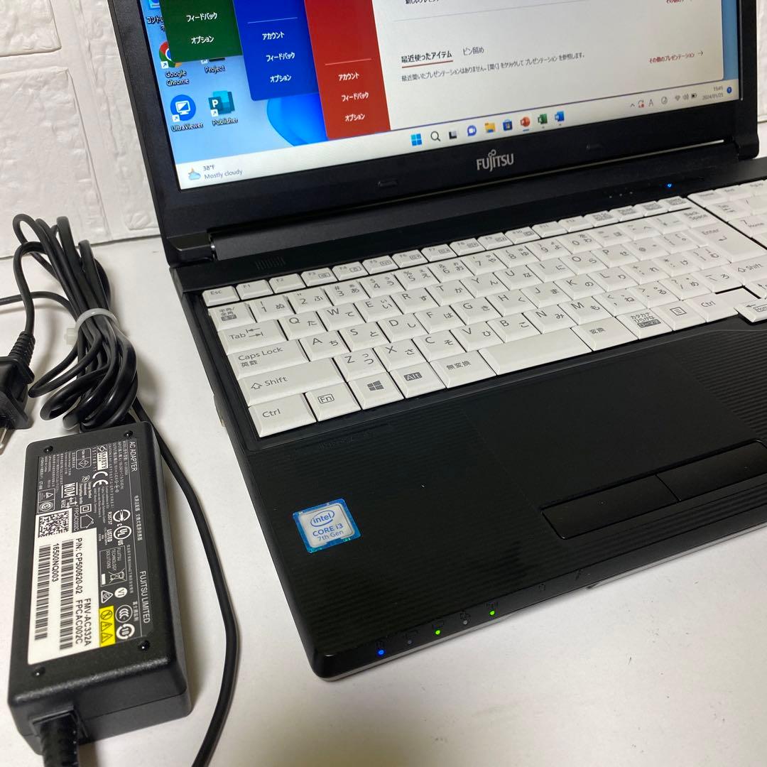 美品　Windows11 オフィス付き　マウス付き　FUJITSUノートパソコン