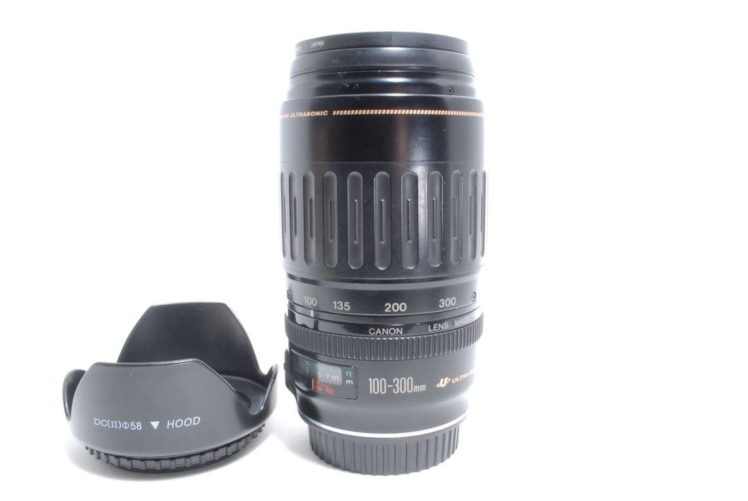 ✨超望遠レンズ✨ Canon EF 100-300mm USM フード付き