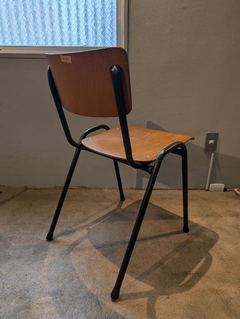 椅子 EQI-55 Stacking chair
