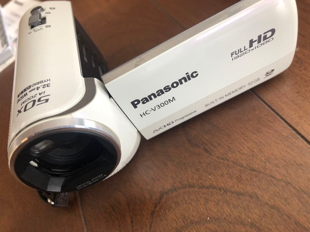 Panasonic HC-V300M ビデオカメラ 本体 ソフトケース付き