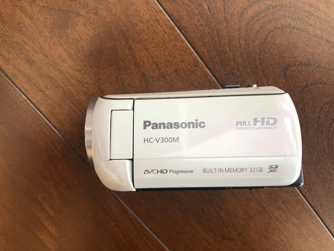 Panasonic HC-V300M ビデオカメラ 本体 ソフトケース付き