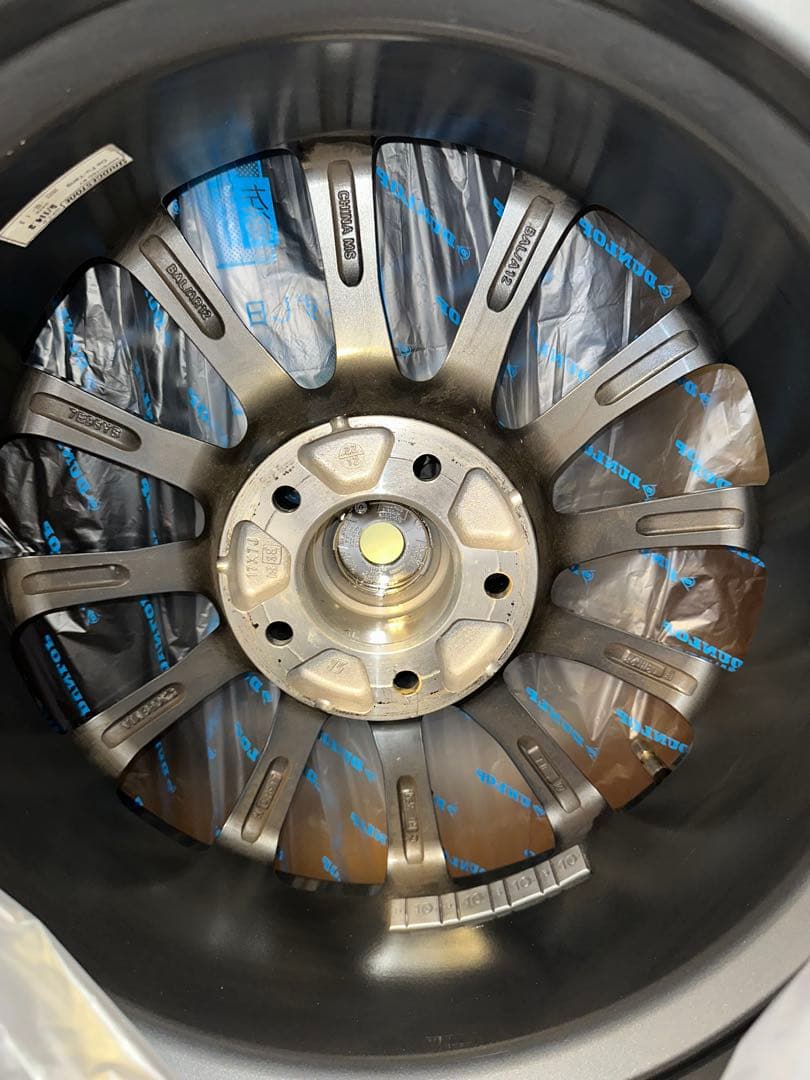 最終値下げ　美品【温度管理保管】17インチ　スタッドレスタイヤ・ホイールセット