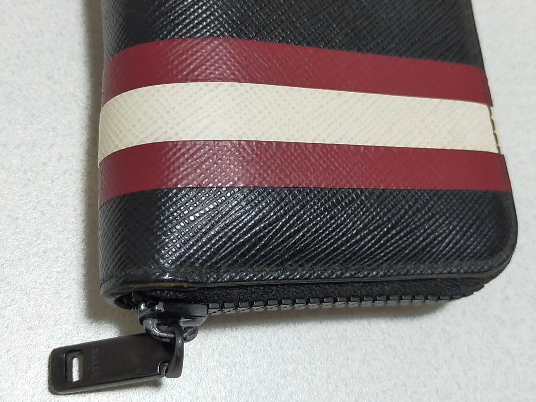 BALLY ケース 　希少赤白ライン　小銭入れ　メンズ　箱あり