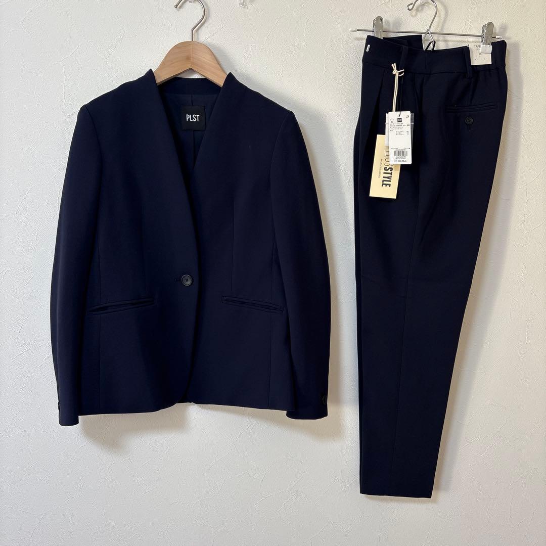 プラステ　ウォームリザーブ　パンツスーツ　ネイビー　XS