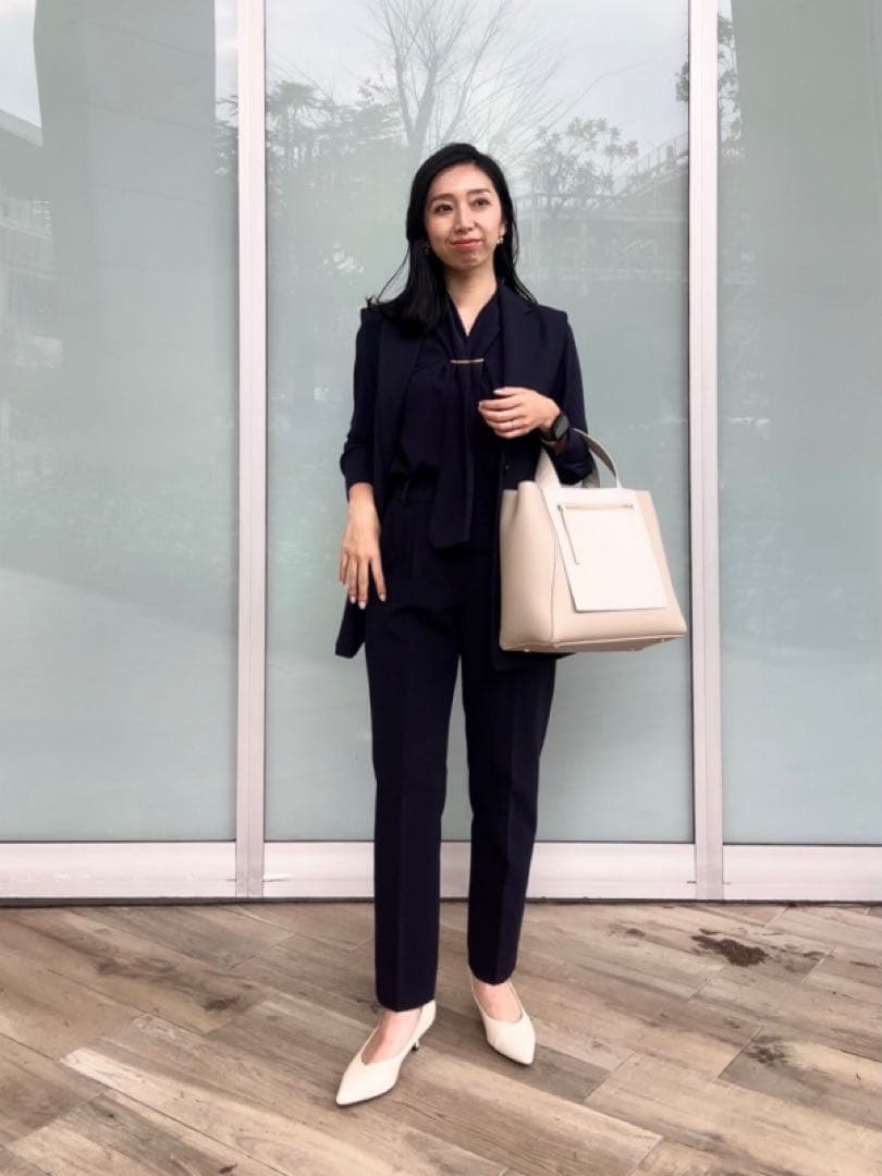 プラステ　ウォームリザーブ　パンツスーツ　ネイビー　XS