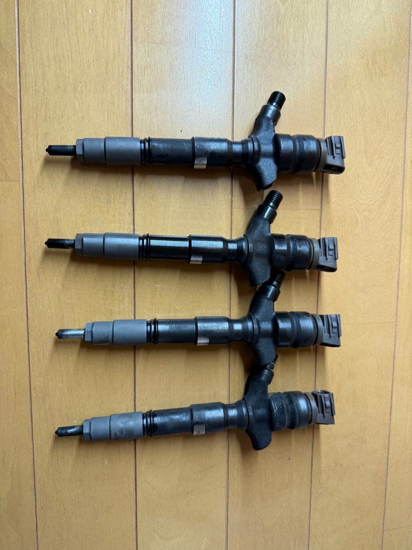 ハイエース　1KD インジェクター　23670-30440