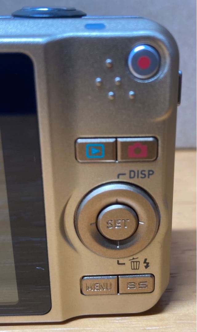 ★CASIO EXILIM EX-Z90 軽量102g 金 オールド コンデジ