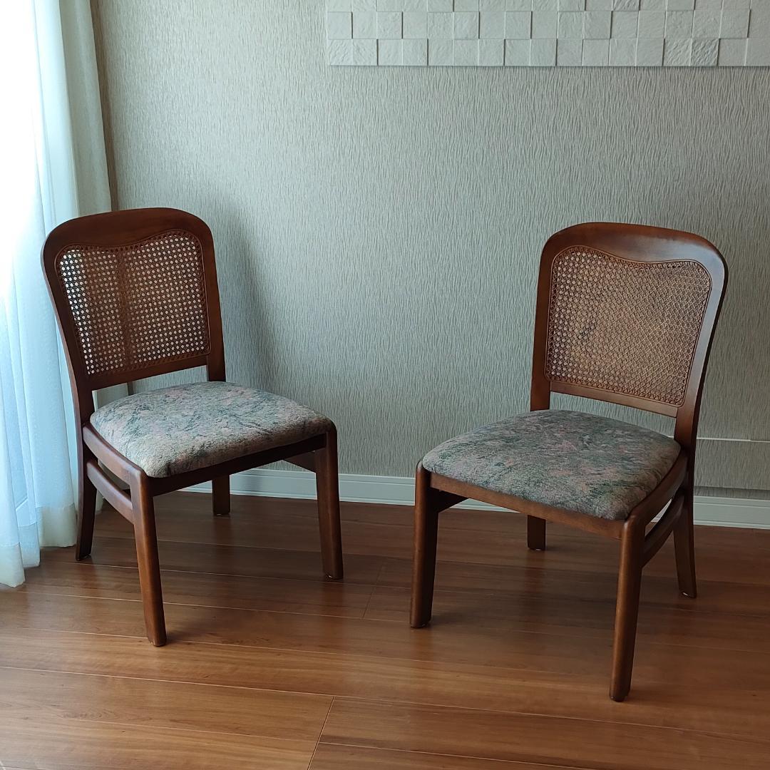カリモク　ダイニングチェア　ラタンバック　2脚セット