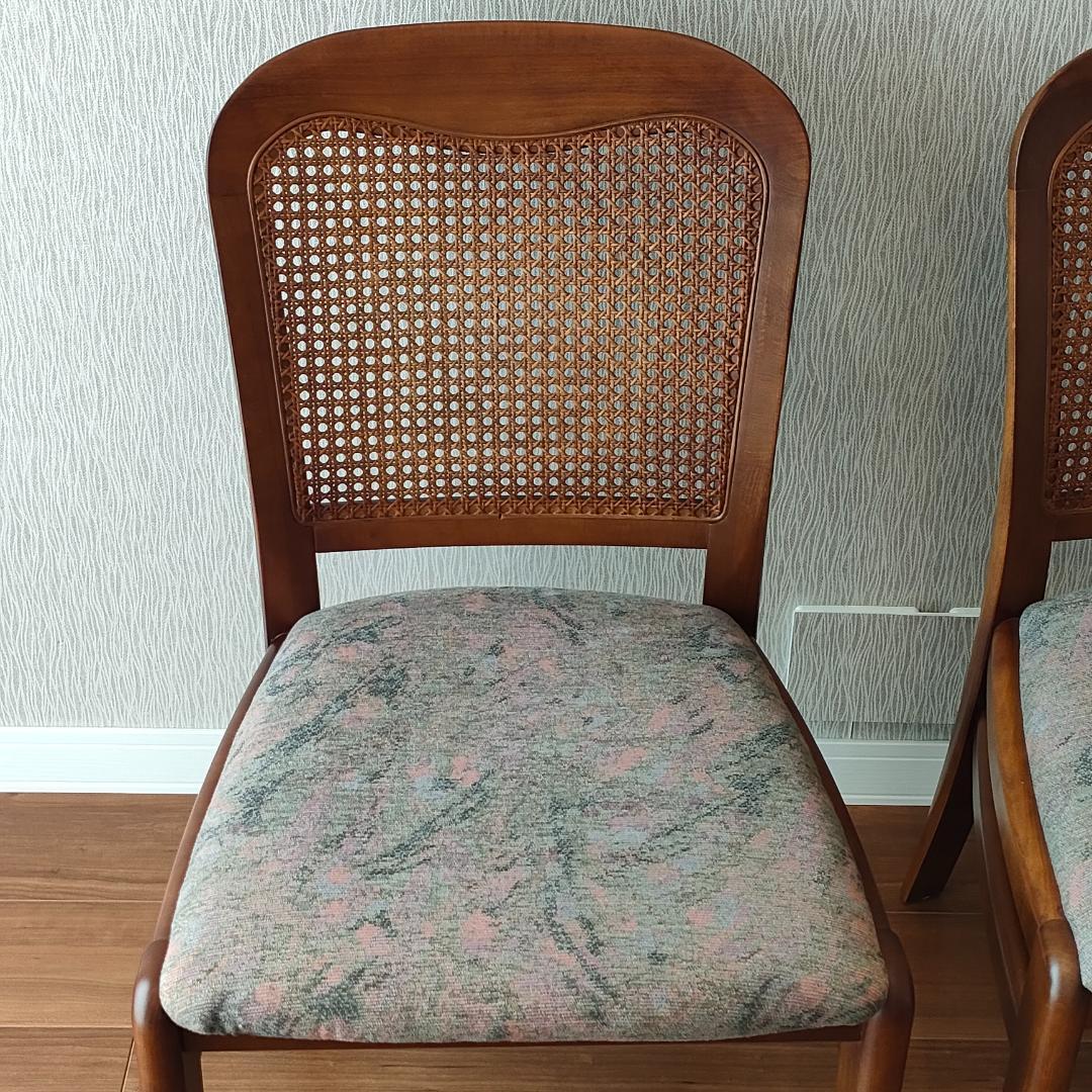 カリモク　ダイニングチェア　ラタンバック　2脚セット