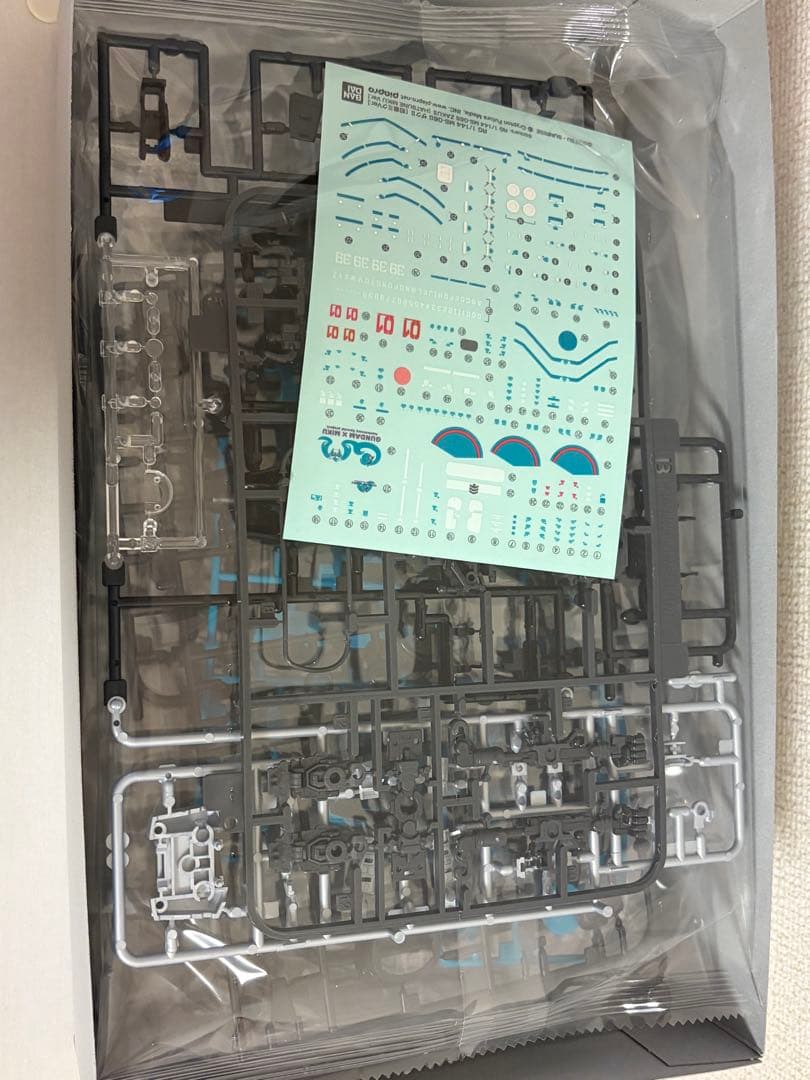 RG MS-06S ZAKU II 初音ミク ザク ガンプラ