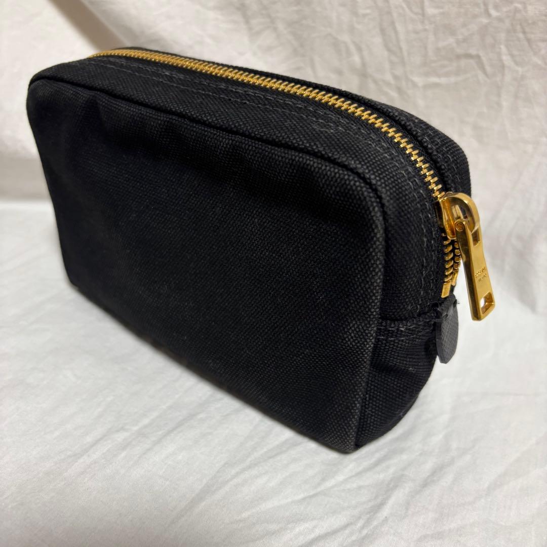 【美品】PRADA カナパ　コスメポーチ　ロゴポーチ