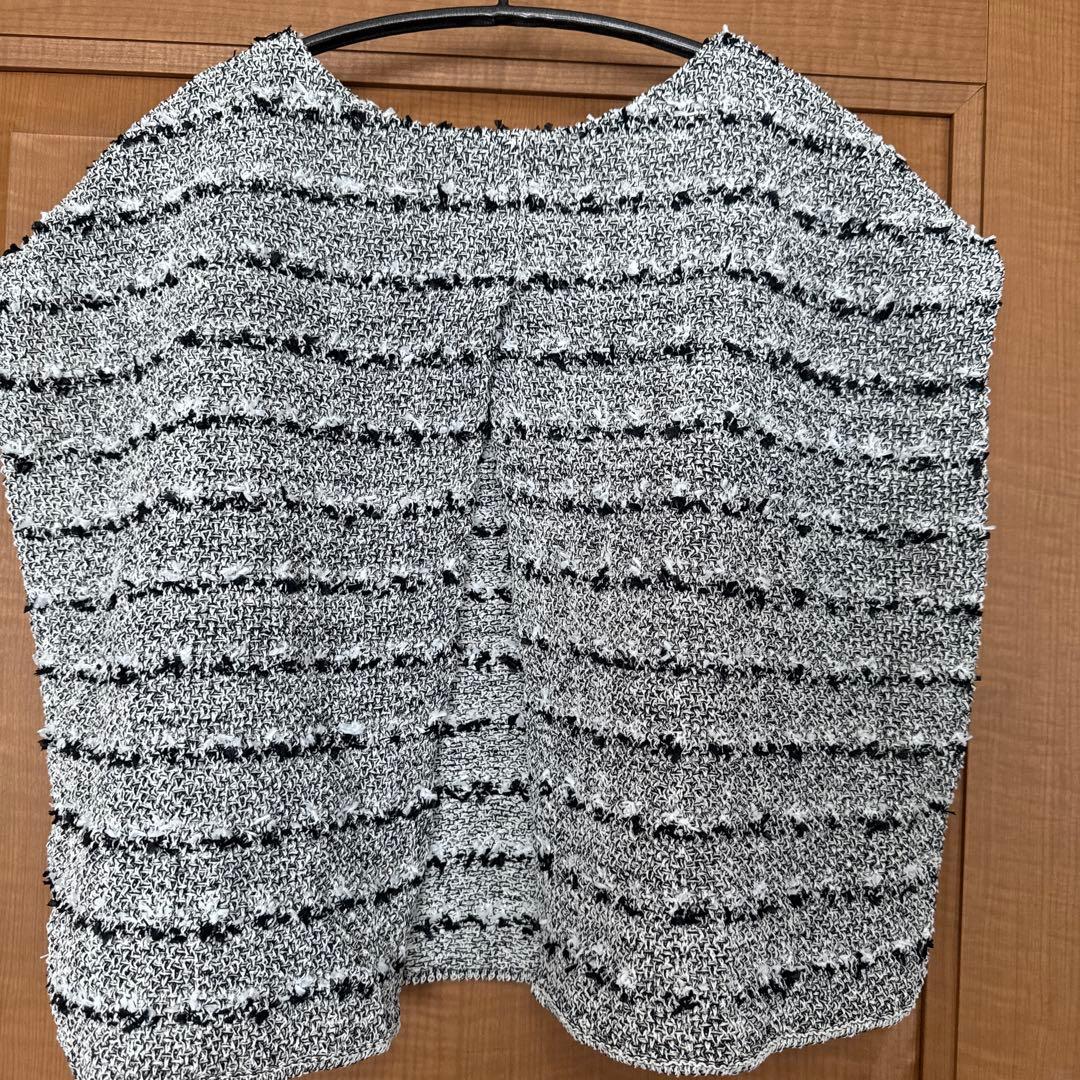 【新品タグ付き】BEARDSLEY ツイードニットポンチョ