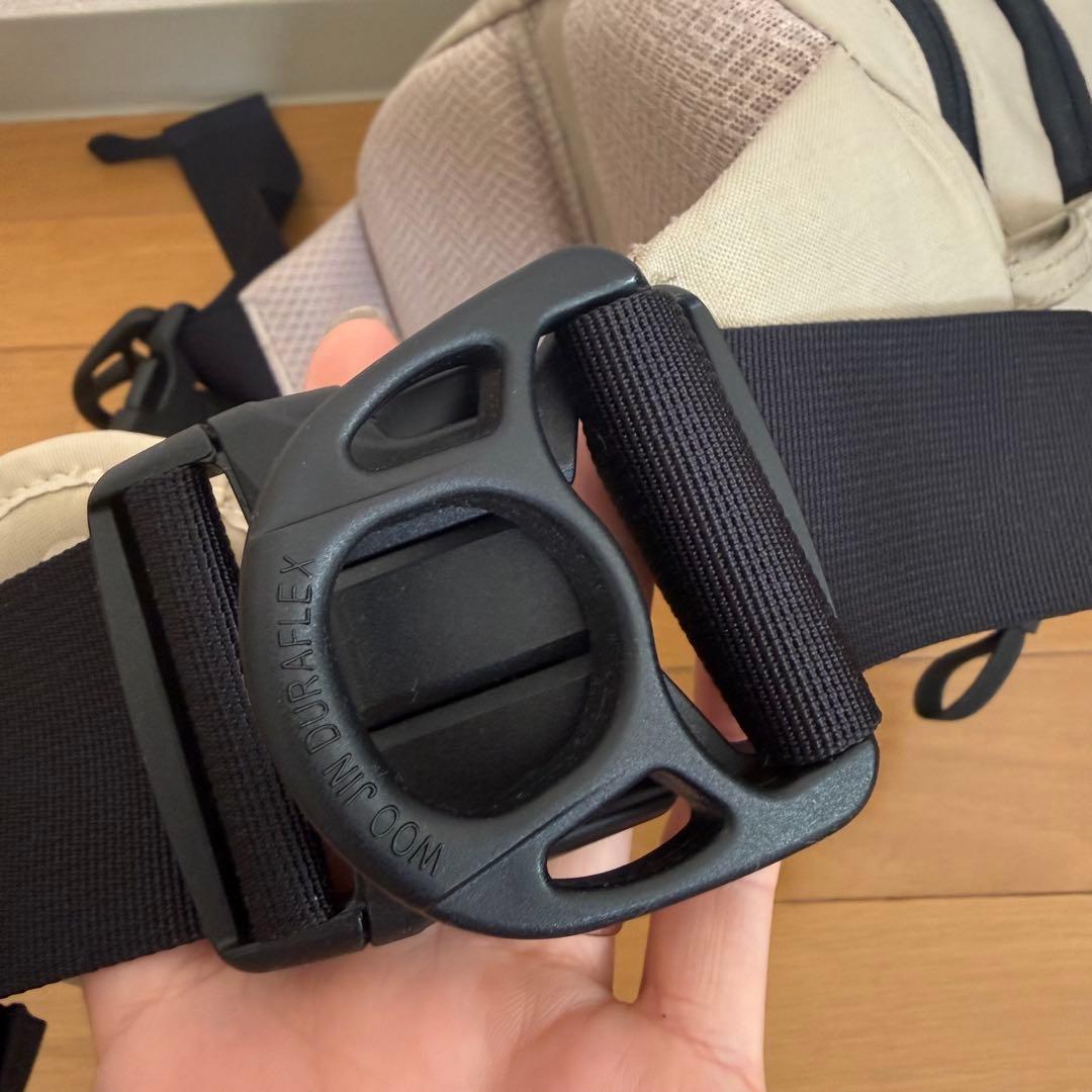 【美品】Hugoo Dual Hip Seat ハグー ヒップシート ベージュ