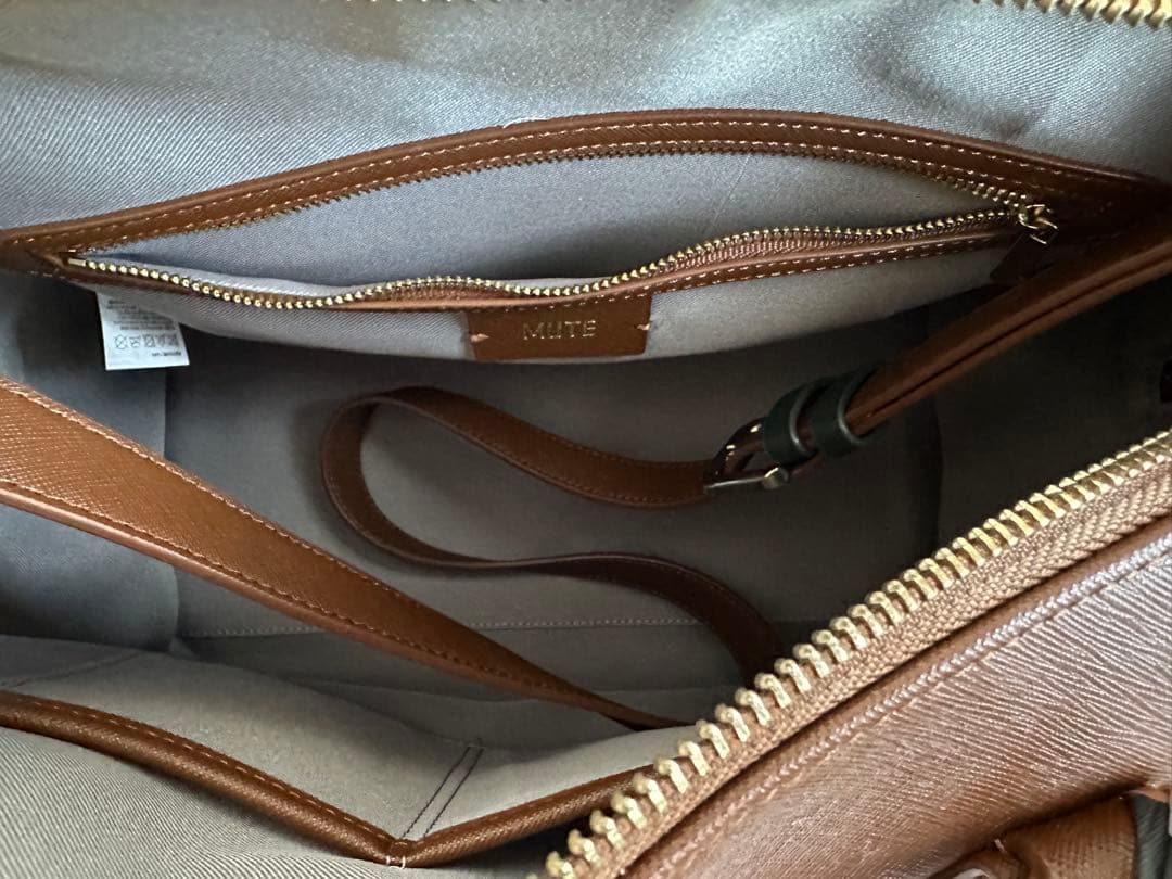 テテ MUTE BOSTON BAG