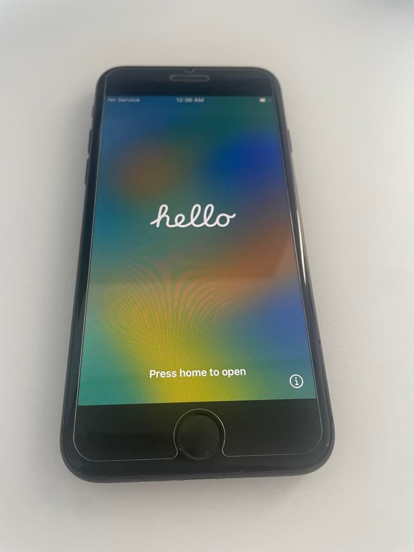 美品★ iPhone8 64GB スペースグレイ バッテリー92% SIMフリー