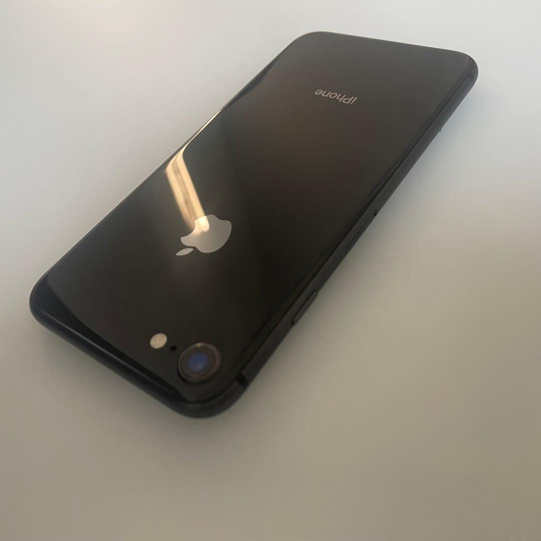 美品★ iPhone8 64GB スペースグレイ バッテリー92% SIMフリー