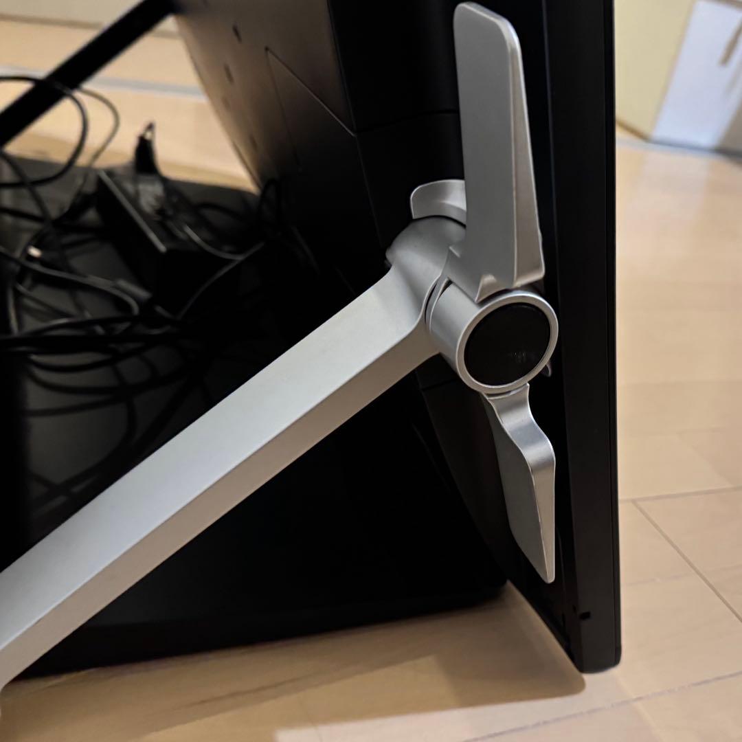 Wacom 液晶ペンタブレット Cintiq24HD DTK-2400 ジャンク