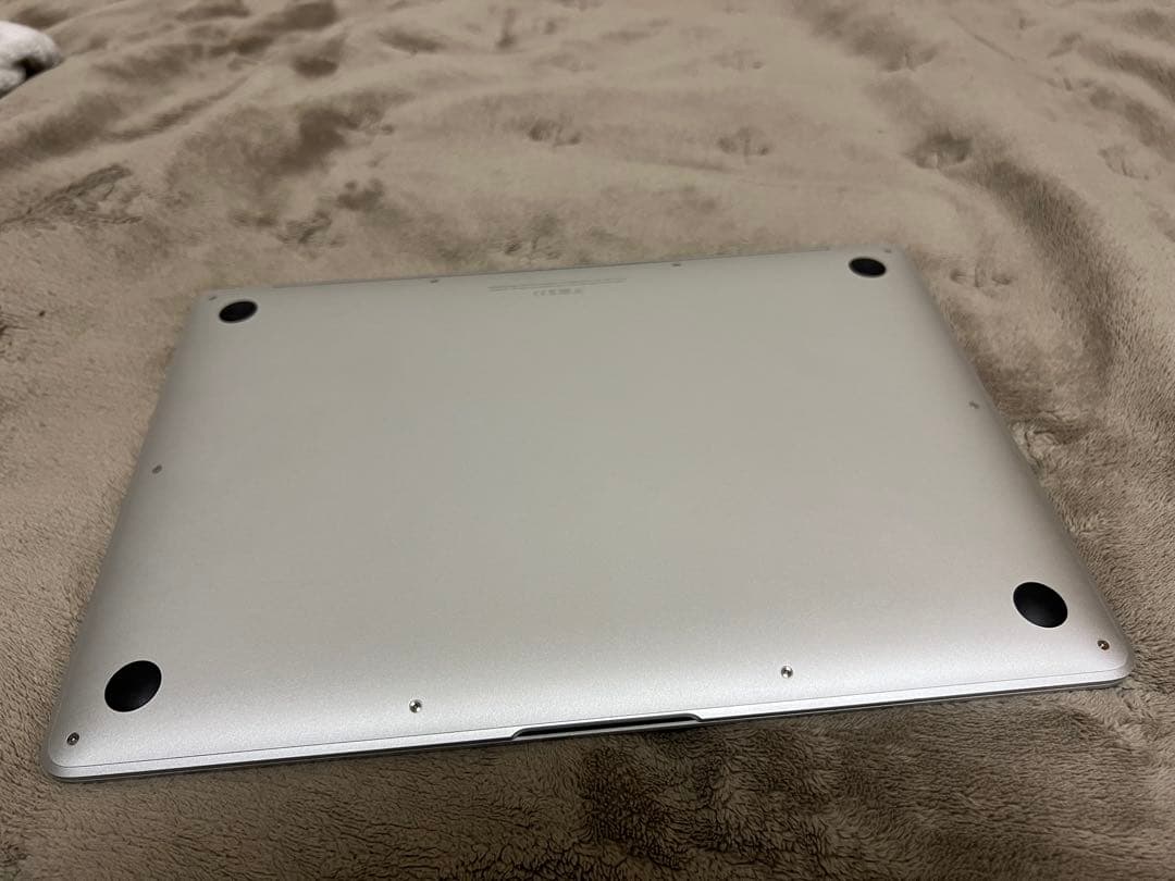 【美品・付属品付】MacBook Air M1 8GB 256GB