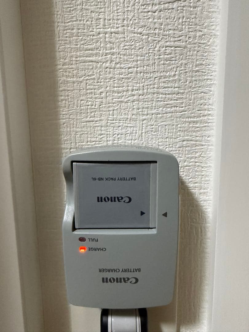 【美品・希少】Canon キャノン IXY 10S イクシーピンク　デジカメ