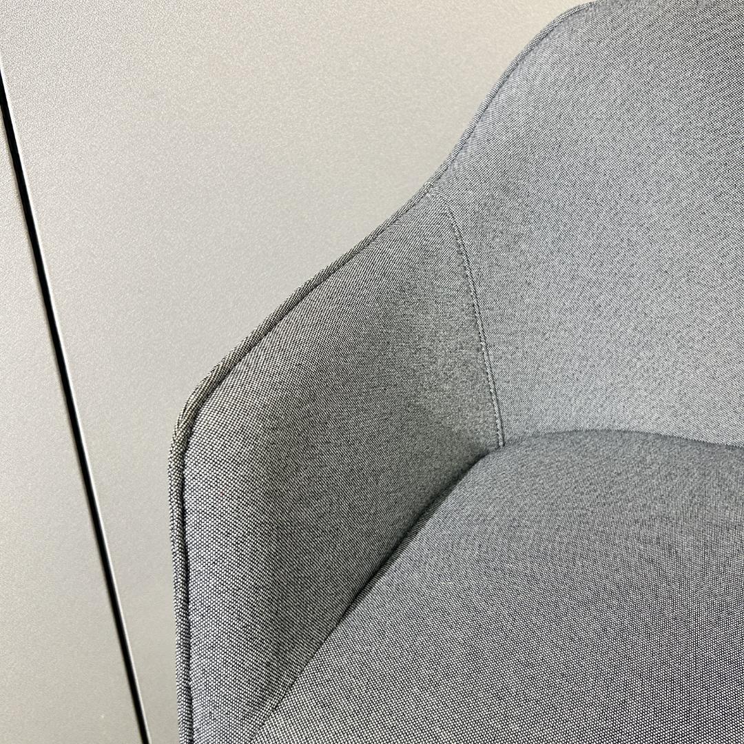2019年製 Vitra ワークチェア Softshell Chair グレー系