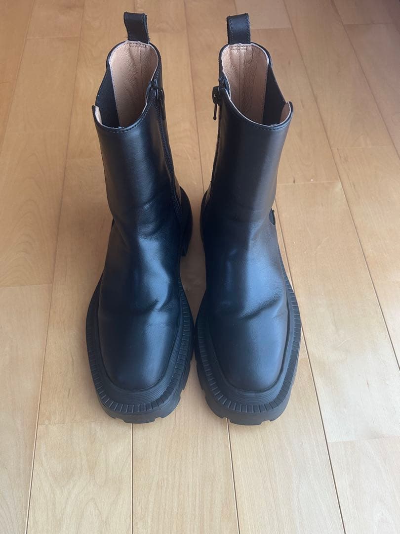 【値下】美品！アトリエブルージュレザー黒サイドゴアタンクブーツS 22.5～23