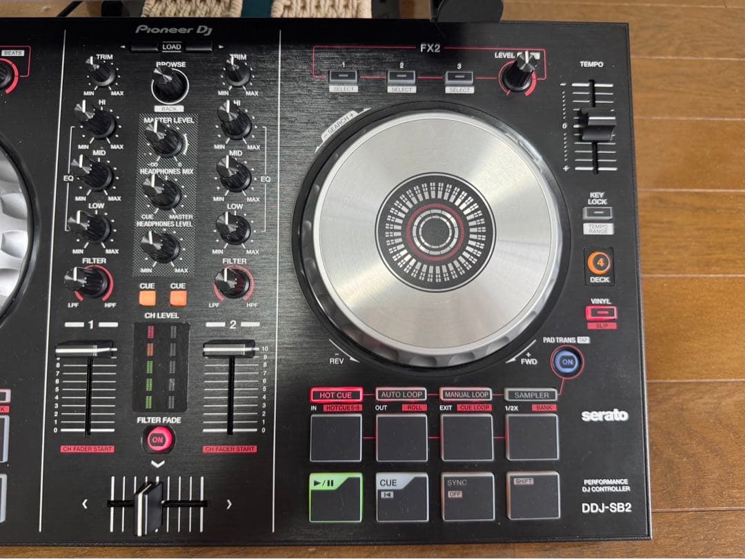 Pioneer DDJ-SB2 PCスタンド付属