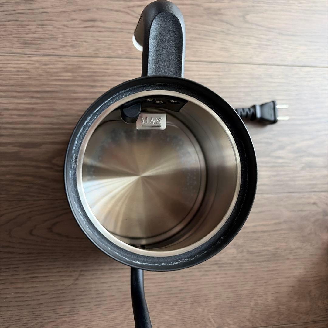 【バルミューダ】ブラック ステンレス 電気ケトル 1L