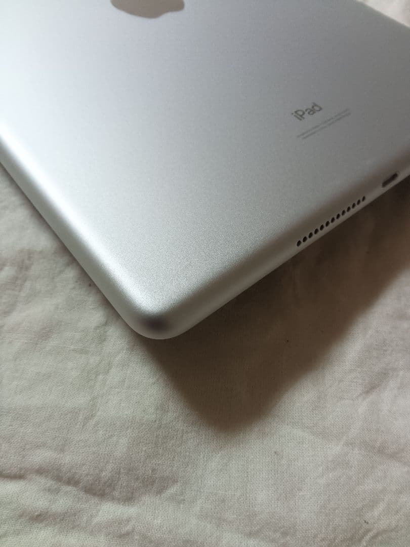 美品 iPad 第9世代 バッテリー99%