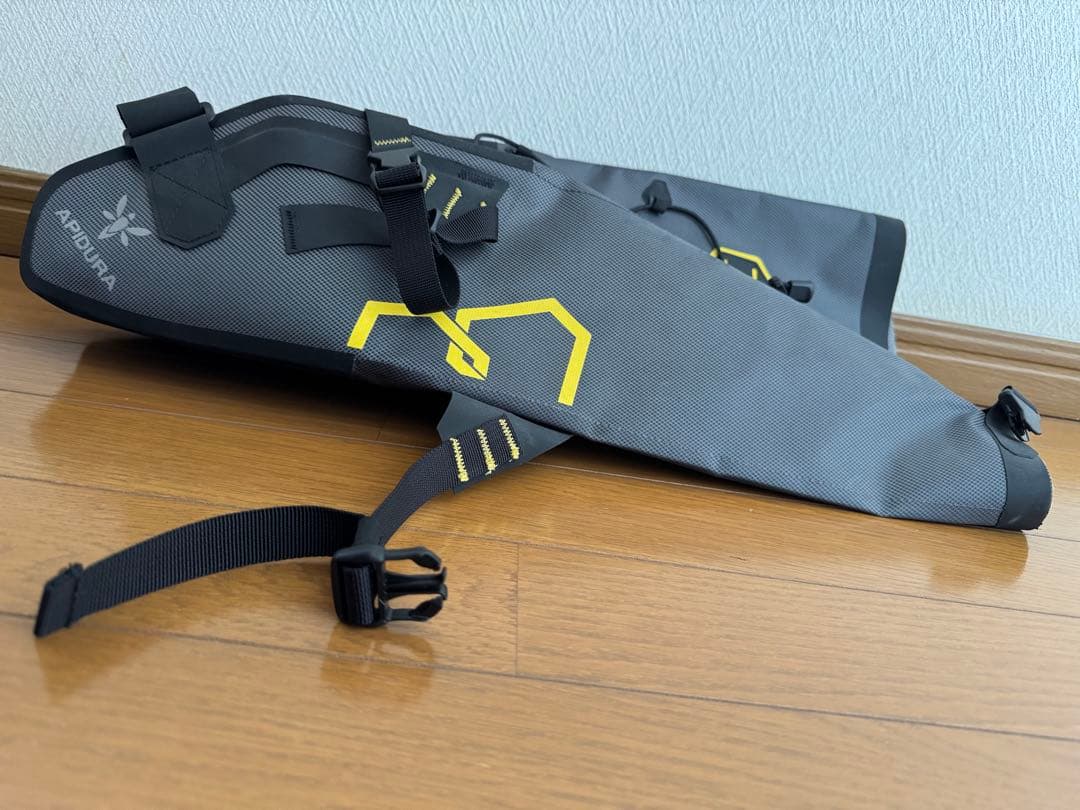 APIDURA 防水サドルバッグ　9ℓ