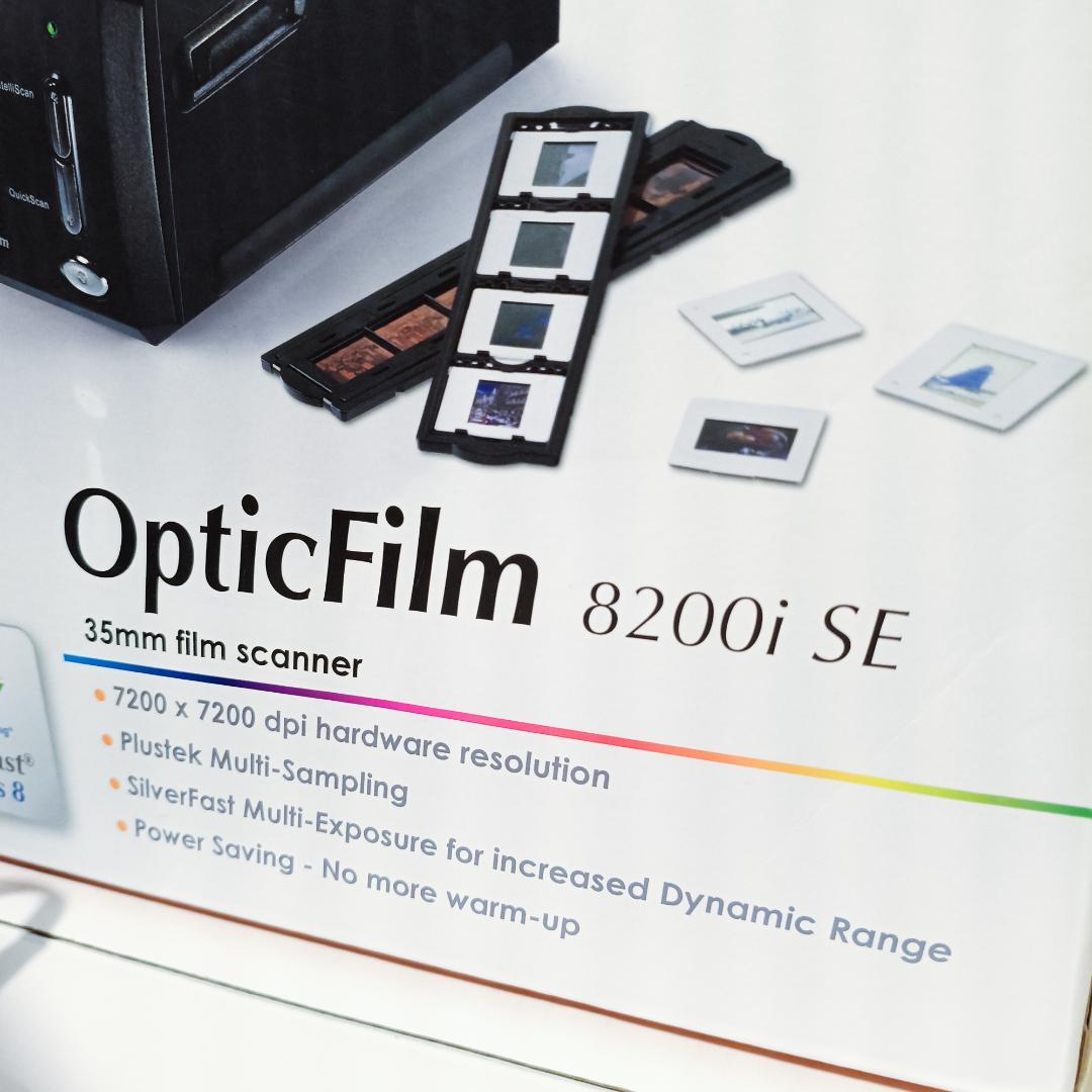 PLUSTEK Optic Film 8200 i SE フィルム スキャナー