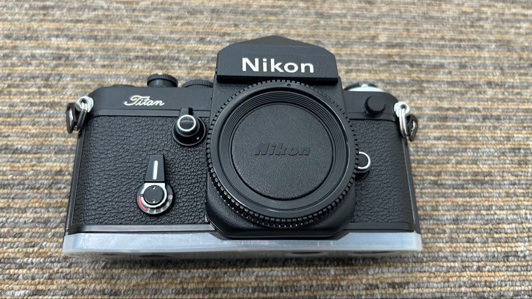 【未使用品】Nikon F2 フィルムカメラ ネーム刻印なし 外箱付 一眼レフ